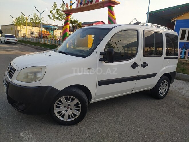 Fiat Doblo 2010, 270,000 km - 1.4 l - Lənkəran