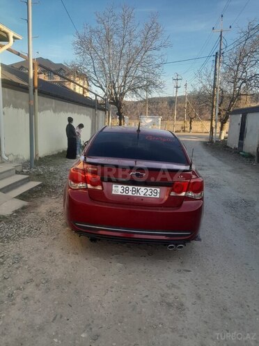Chevrolet Cruze 2011, 250,000 km - 1.4 l - Qusar