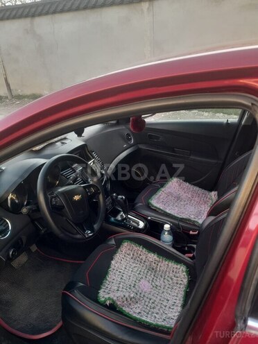Chevrolet Cruze 2011, 250,000 km - 1.4 l - Qusar