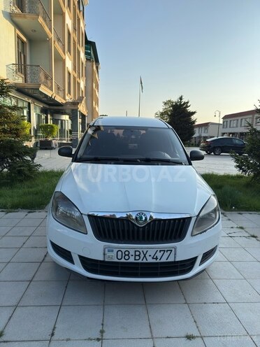 Skoda Praktik 2012, 370,000 km - 1.4 l - Balakən