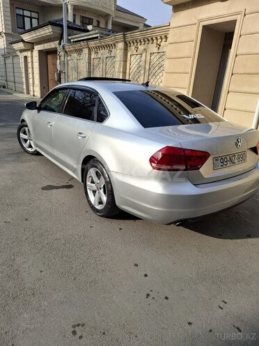Volkswagen Passat 2011, 256,000 km - 2.5 l - Bakı