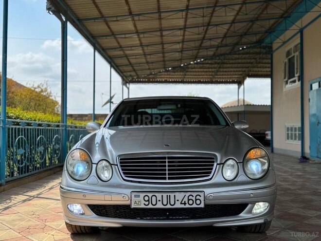 Mercedes E 240 2004, 270,000 km - 2.6 l - Bakı
