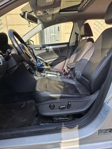 Volkswagen Passat 2011, 256,000 km - 2.5 l - Bakı