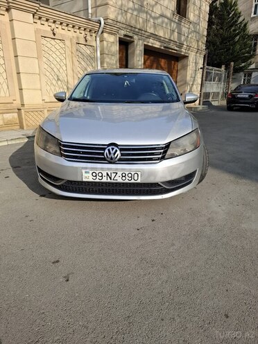 Volkswagen Passat 2011, 256,000 km - 2.5 l - Bakı