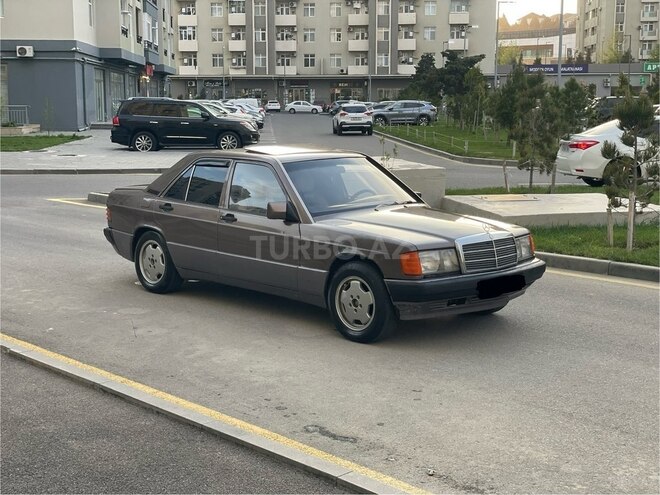 Mercedes 190 1991, 330,259 km - 2.0 л - Bakı