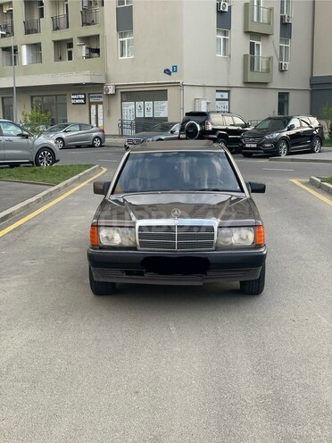 Mercedes 190 1991, 330,259 km - 2.0 л - Bakı