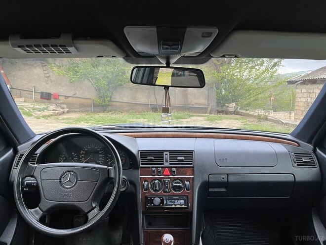 Mercedes C 180 1999, 494,000 km - 1.8 л - Yardımlı