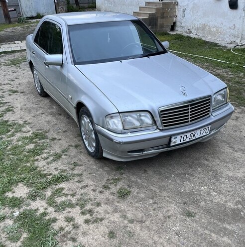 Mercedes C 180 1999, 494,000 km - 1.8 л - Yardımlı