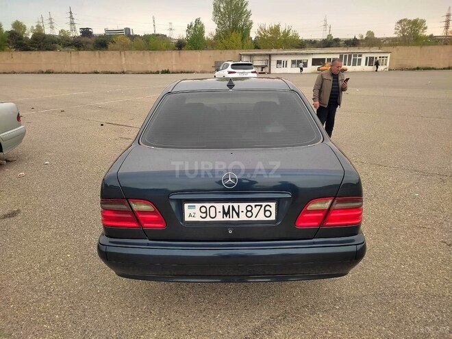 Mercedes E 220 d 2002, 146,600 km - 2.2 л - Bakı