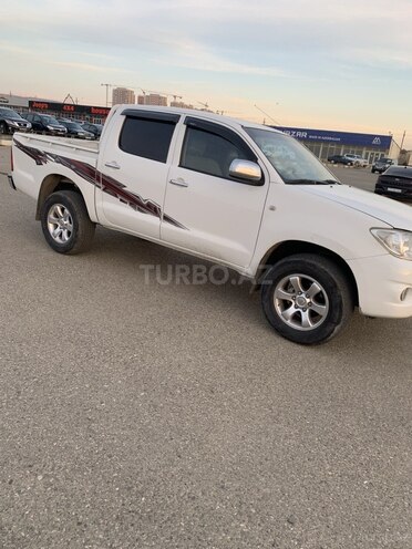 Toyota Hilux 2008, 326,000 km - 2.5 л - Bakı