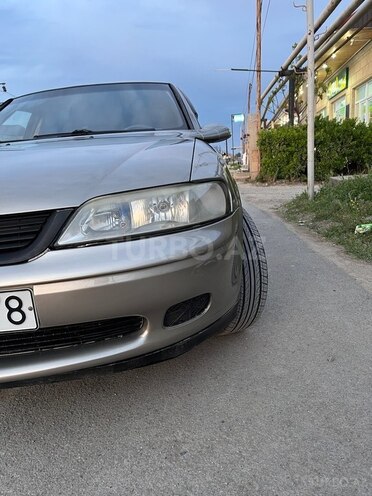 Opel Vectra 1996, 327,806 km - 2.0 l - Bakı