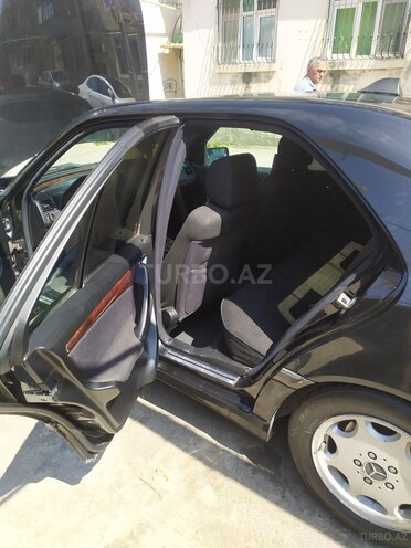 Mercedes C 230 1997, 470,000 km - 2.3 л - Bakı