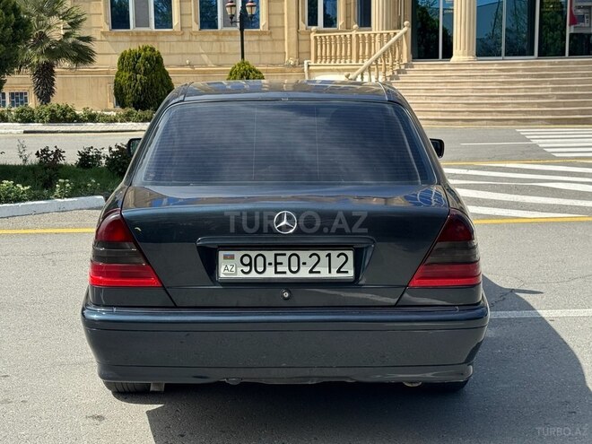 Mercedes C 180 1999, 321,145 km - 1.8 л - Sumqayıt