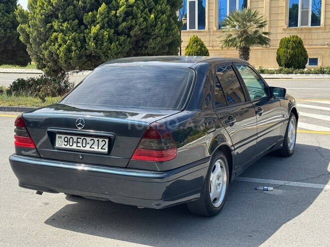 Mercedes C 180 1999, 321,145 km - 1.8 л - Sumqayıt