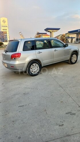 Mitsubishi Airtrek 2001, 350,000 km - 2.4 л - Bakı