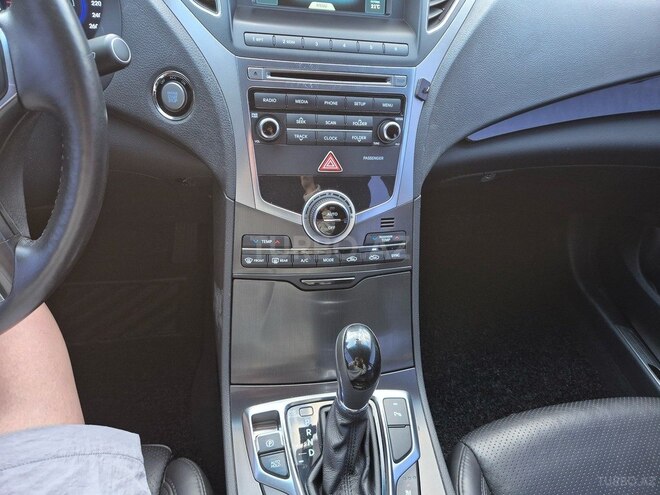 Hyundai Grandeur 2015, 173,000 km - 2.2 л - Bakı
