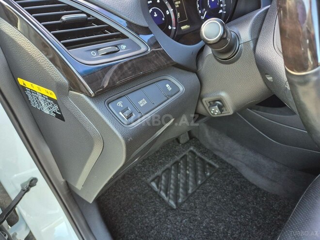 Hyundai Grandeur 2015, 173,000 km - 2.2 л - Bakı