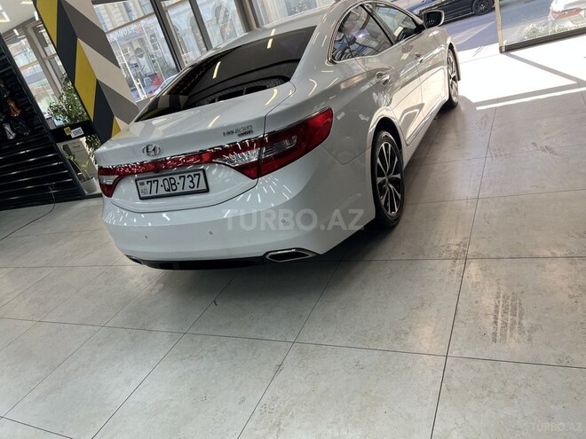 Hyundai Grandeur 2015, 173,000 km - 2.2 л - Bakı