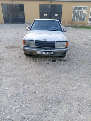 Mercedes 190 1990, 123,568 km - 1.8 l - Xudat