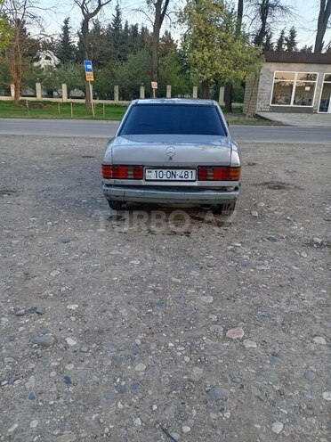 Mercedes 190 1990, 123,568 km - 1.8 l - Xudat