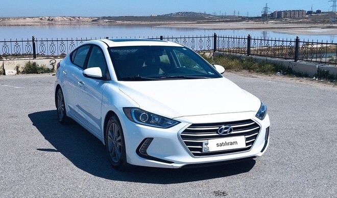 Hyundai Elantra 2017, 95,000 km - 2.0 л - Bakı