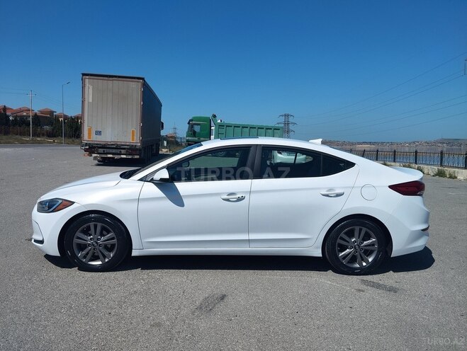 Hyundai Elantra 2017, 95,000 km - 2.0 л - Bakı