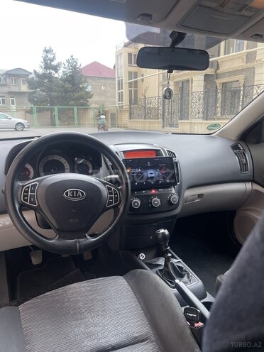 Kia Ceed 2008, 290,000 km - 1.4 л - Bakı