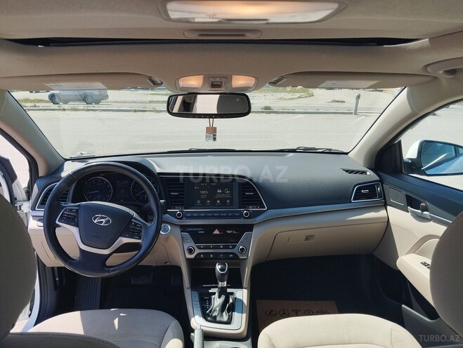 Hyundai Elantra 2017, 95,000 km - 2.0 л - Bakı