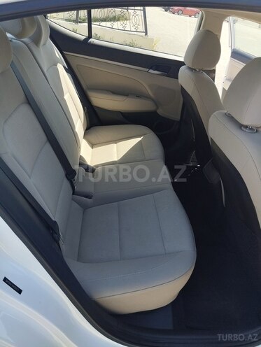 Hyundai Elantra 2017, 95,000 km - 2.0 л - Bakı