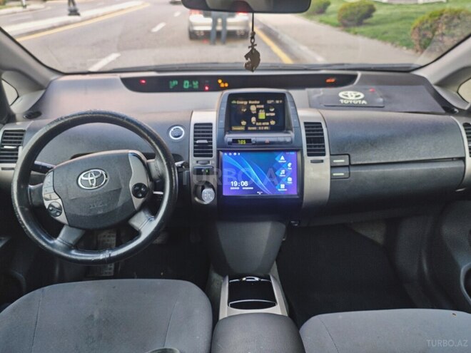 Toyota Prius 2009, 135,000 km - 1.5 л - Bakı