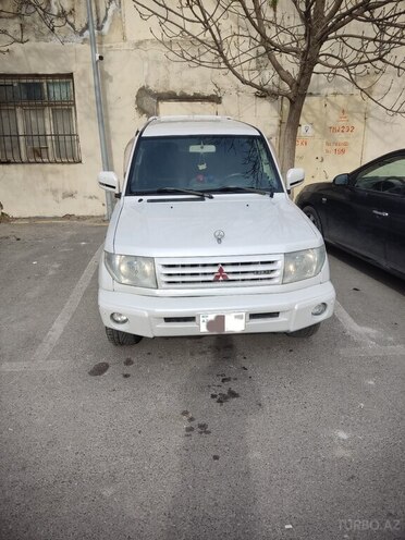 Mitsubishi Pajero io 2000, 248,000 km - 1.8 л - Bakı