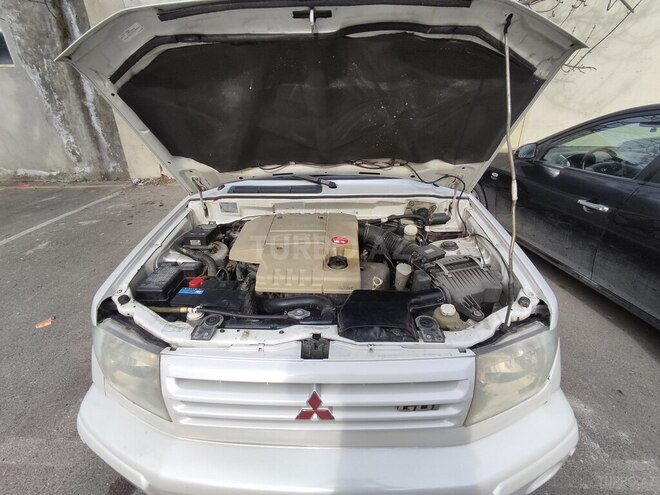Mitsubishi Pajero io 2000, 248,000 km - 1.8 л - Bakı