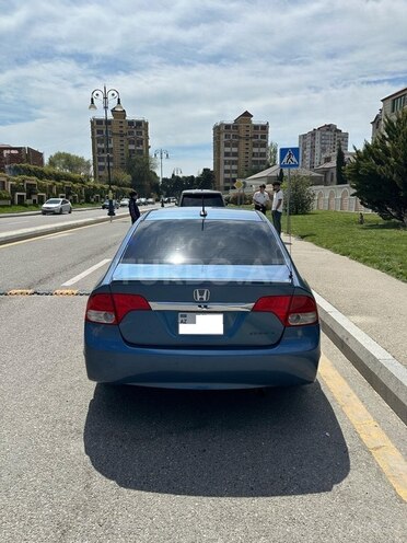 Honda Civic 2008, 240,000 km - 1.3 л - Bakı
