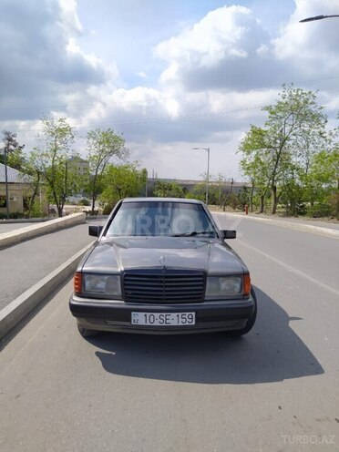 Mercedes 190 1990, 245,398 km - 1.8 l - Naftalan