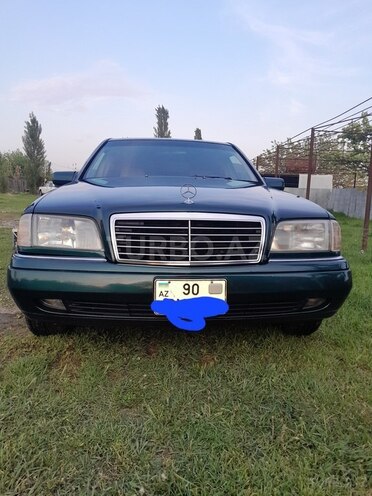 Mercedes E 220 1995, 312,216 km - 2.2 l - Sabirabad