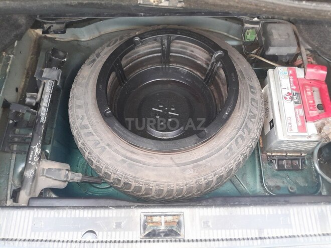 Mercedes E 220 1995, 312,216 km - 2.2 l - Sabirabad