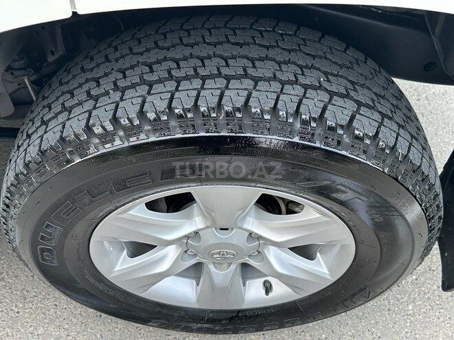 Toyota Land Cruiser Prado 2012, 82,000 km - 2.7 л - Bakı