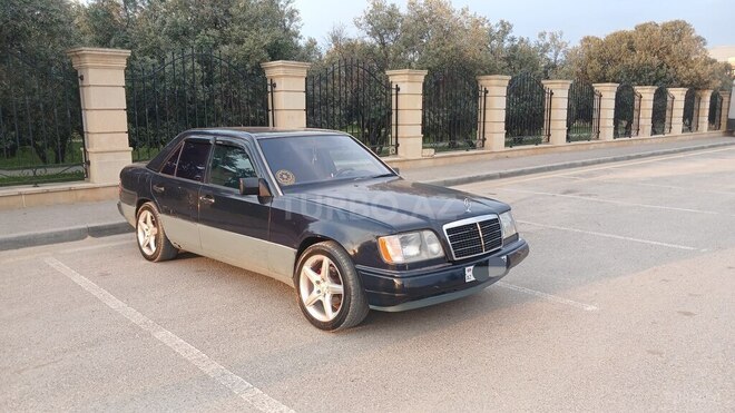 Mercedes E 280 1993, 435,000 km - 2.8 l - Bakı