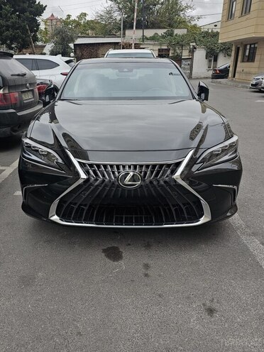 Lexus ES 300h-1