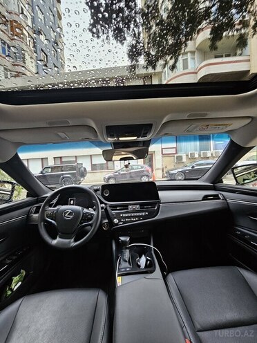 Lexus ES 300h 2023, 21,000 km - 2.5 l - Bakı