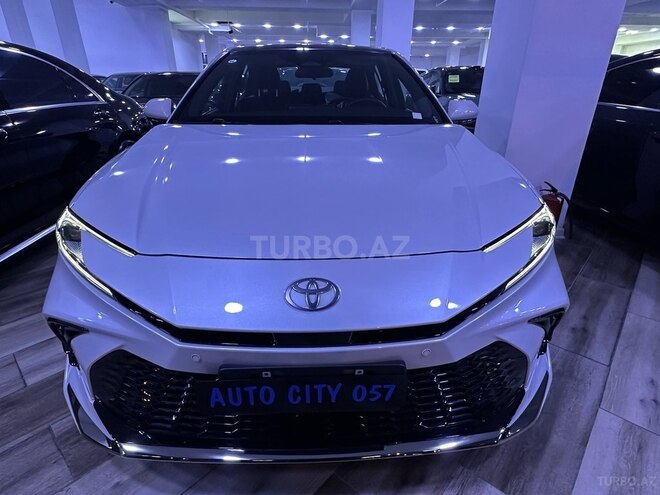 Toyota Camry-1