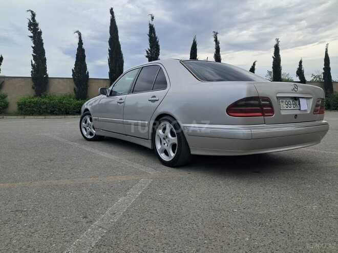 Mercedes E 270 2001, 697,000 km - 2.7 l - Bakı