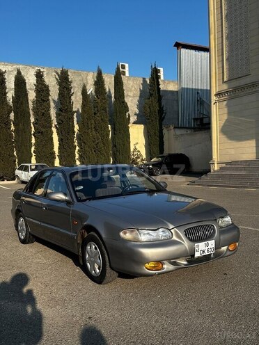 Hyundai Sonata-9