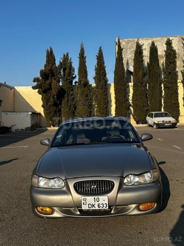 Hyundai Sonata-10