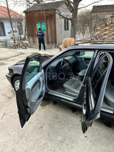 Mercedes C 230 1999, 400,000 km - 2.3 l - Salyan