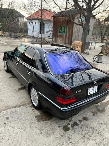 Mercedes C 230 1999, 400,000 km - 2.3 l - Salyan
