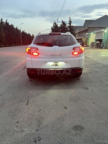 Renault Megane-10