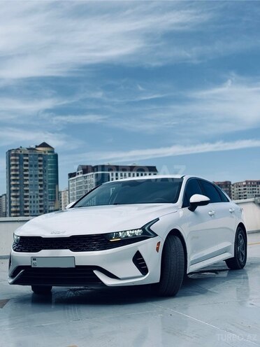 Kia K5-3