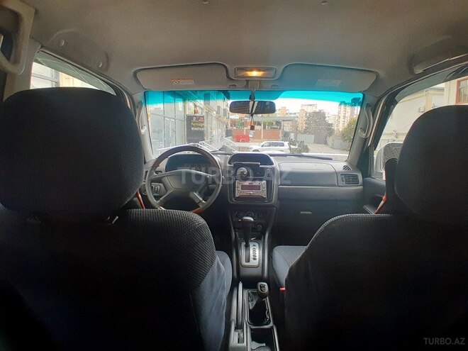Mitsubishi Pajero io 2002, 240,000 km - 2.0 l - Bakı
