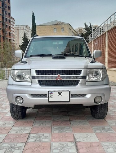 Mitsubishi Pajero io 2002, 240,000 km - 2.0 l - Bakı